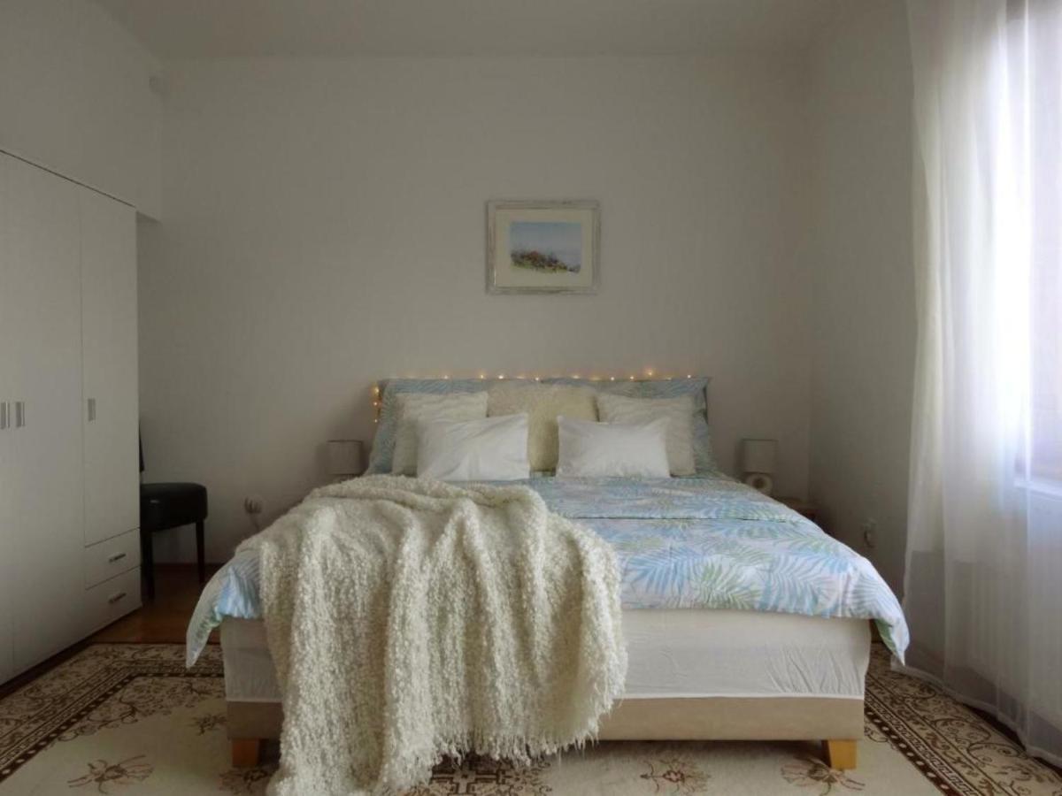 Laszlo Apartman Apartment Tihany Exterior photo